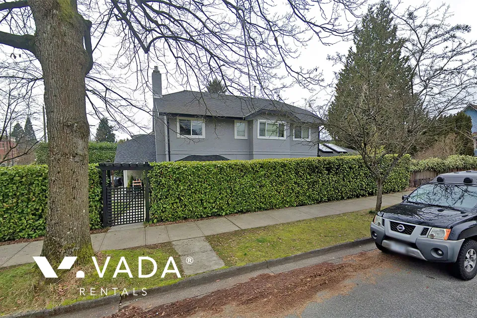 Lower Lonsdale - 3 Bedroom House For Rent in North Vancouver at 909 Moody Avenue North, North Vancouver, BC