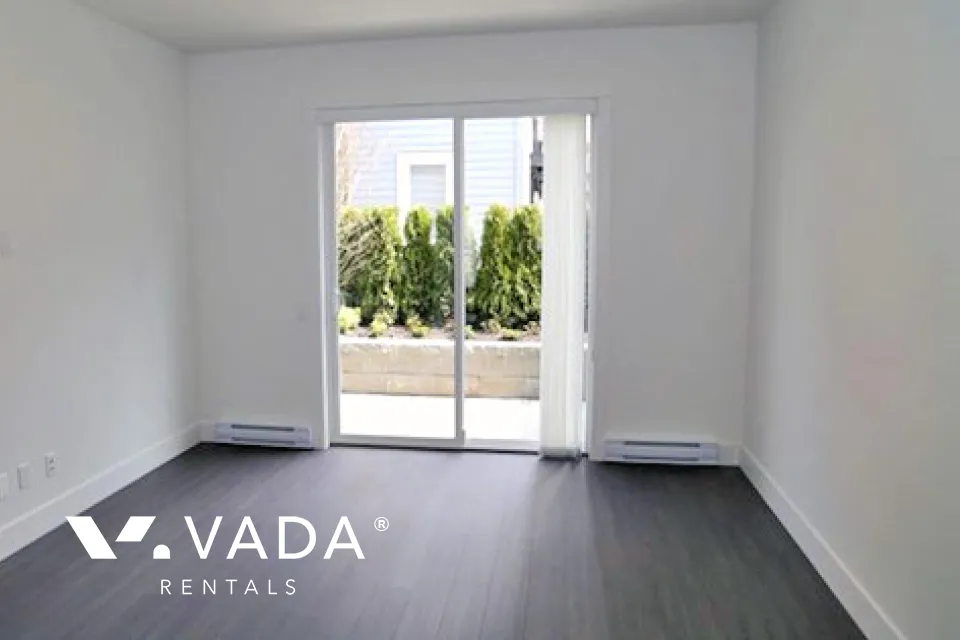 Metro in Metrotown - 3 Bedroom Townhouse For Rent in Burnaby at 4 - 6868 Burlington Avenue, Burnaby, BC