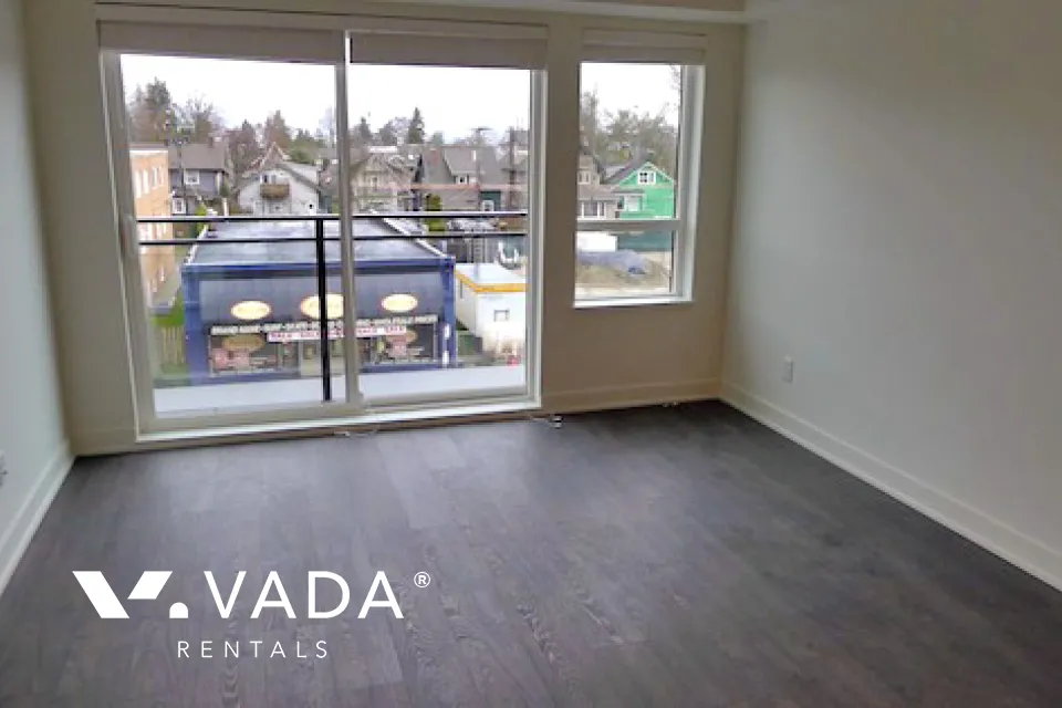 Kits West in Kitsilano - Studio For Rent in Vancouver at 302 - 2858 West 4th Avenue, Vancouver, BC