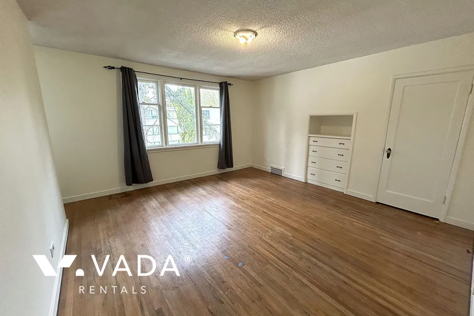 Fairview - 2 Bedroom Duplex For Rent in Vancouver at 2820A Fir Street, Vancouver, BC
