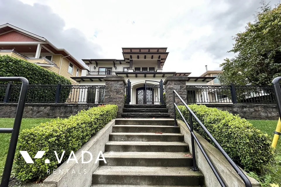 Capitol Hill - 1 Bedroom Basement For Rent in Burnaby at 38 N Gamma Avenue, Burnaby, BC