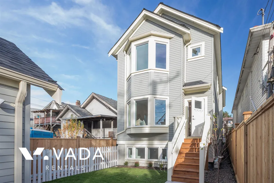 Commercial Drive - 3 Bedroom Duplex For Rent in Vancouver at 1634 East 4th Avenue, Vancouver, BC