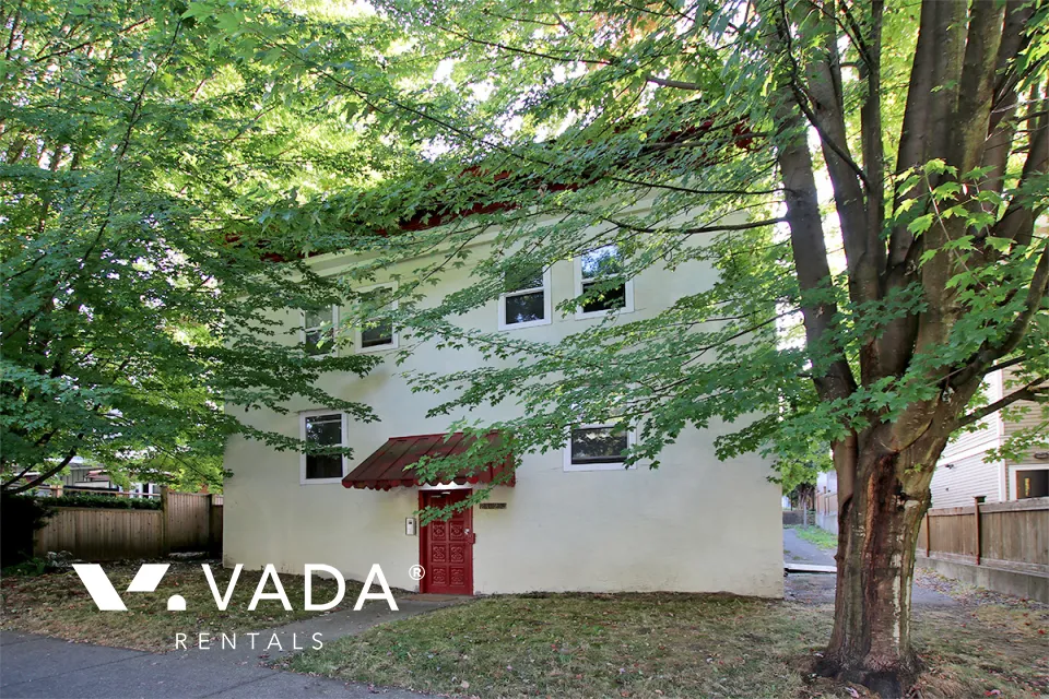 2026 Franklin in Hastings Sunrise - 1 Bedroom Apartment For Rent in Vancouver at 7 - 2026 Franklin Street, Vancouver, BC, V5L 1R3