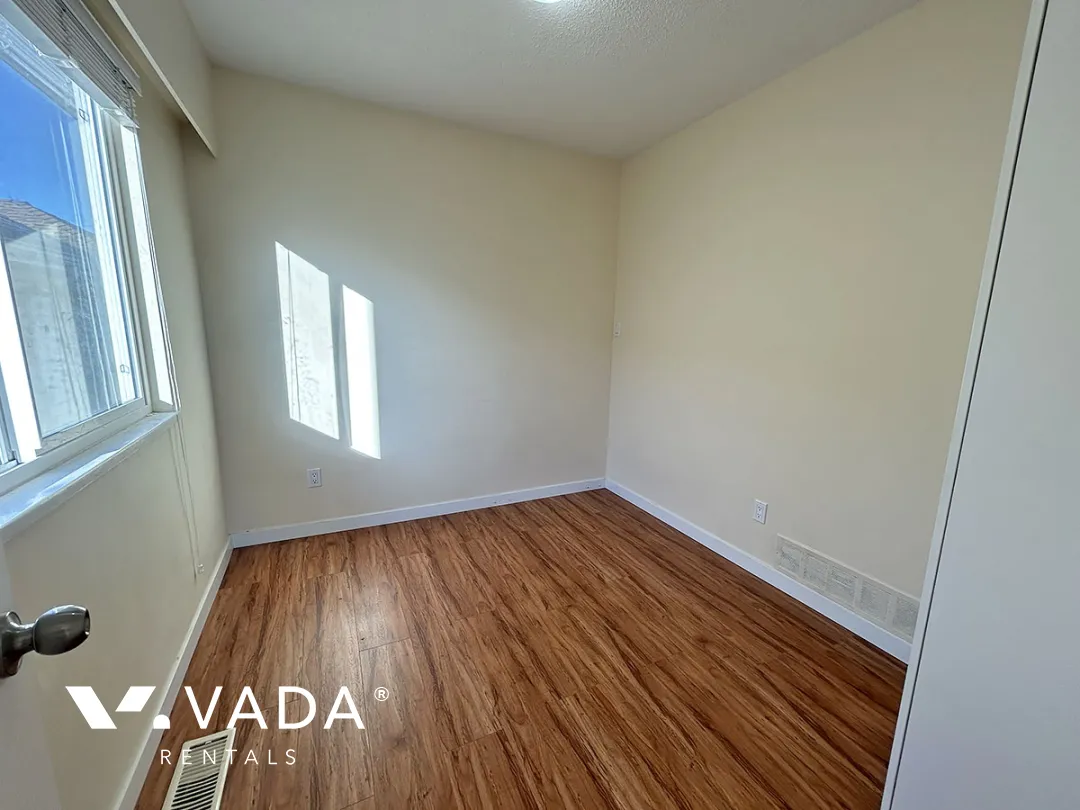 Marpole - 3 Bedroom House (Upper Level) For Rent in Vancouver at 8407 Osler Street, Vancouver, BC