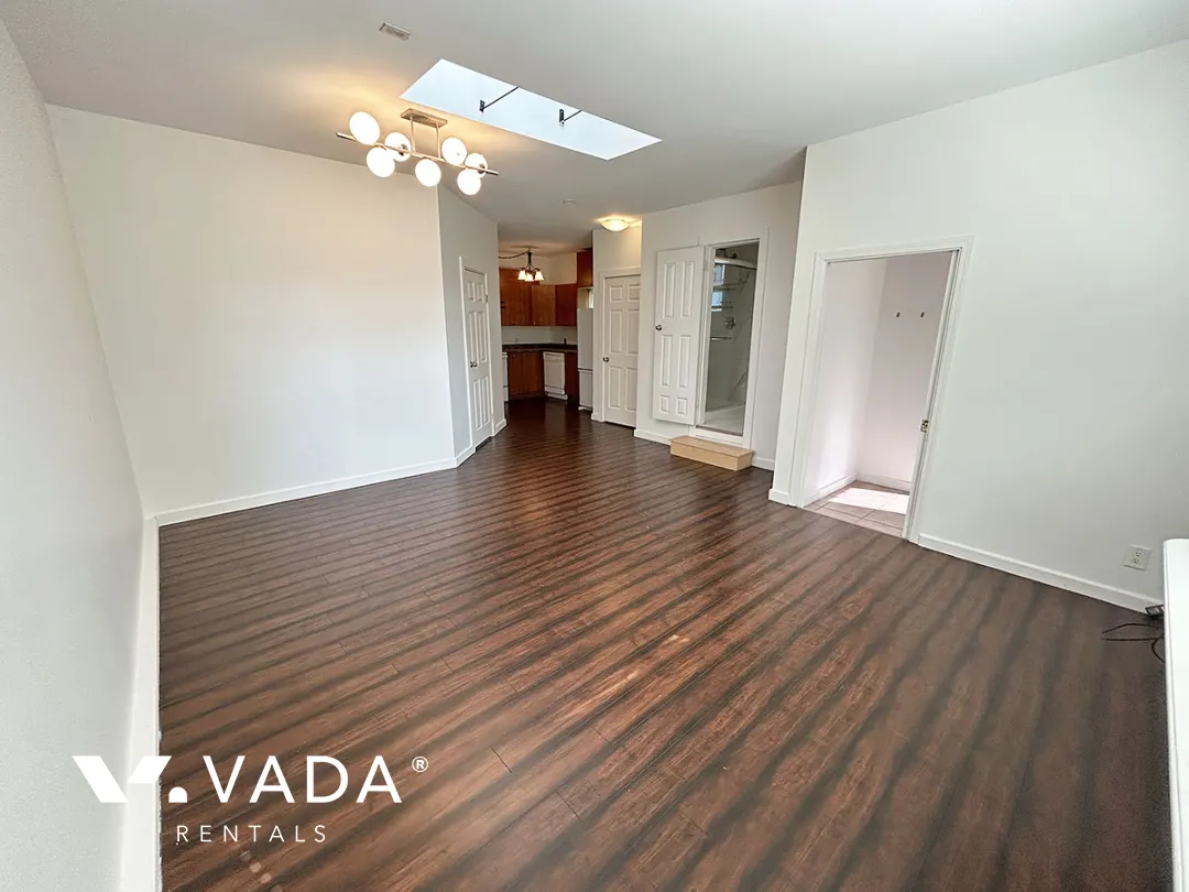 Queensborough - 1 Bedroom Coach House For Rent in New Westminster at 367 Fenton Street, New Westminster, BC, V3M 5J1