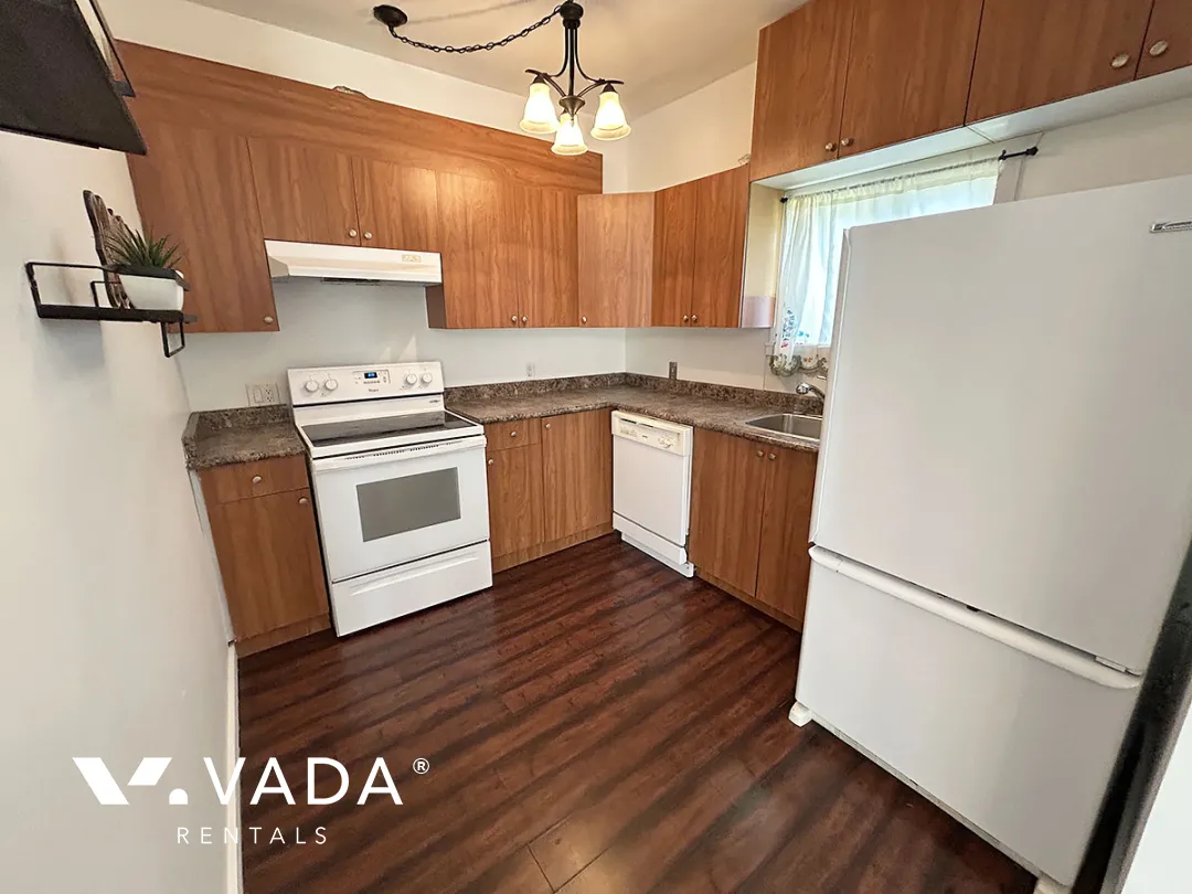 Queensborough - 1 Bedroom Coach House For Rent in New Westminster at 367 Fenton Street, New Westminster, BC, V3M 5J1