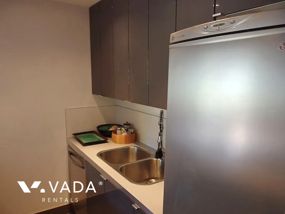 Frances Place in Commercial Drive - 1 Bedroom Apartment For Rent in Vancouver at 105 - 1622 Frances Street, Vancouver, BC