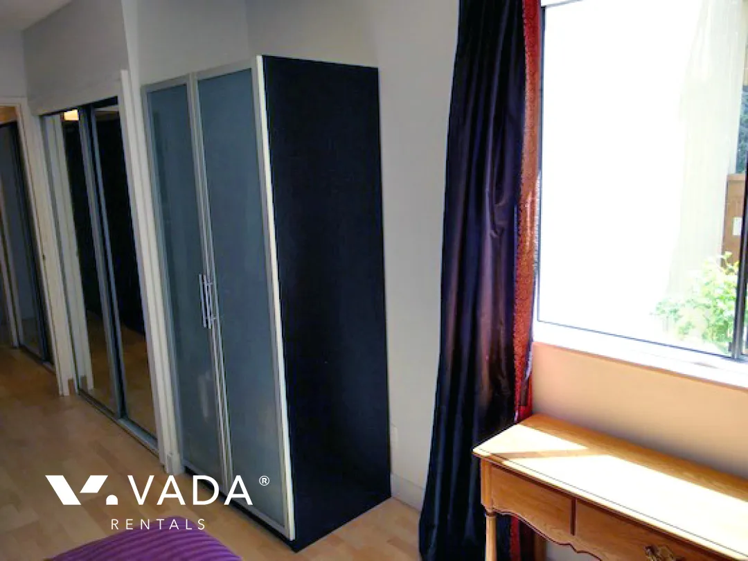 Frances Place in Commercial Drive - 1 Bedroom Apartment For Rent in Vancouver at 105 - 1622 Frances Street, Vancouver, BC
