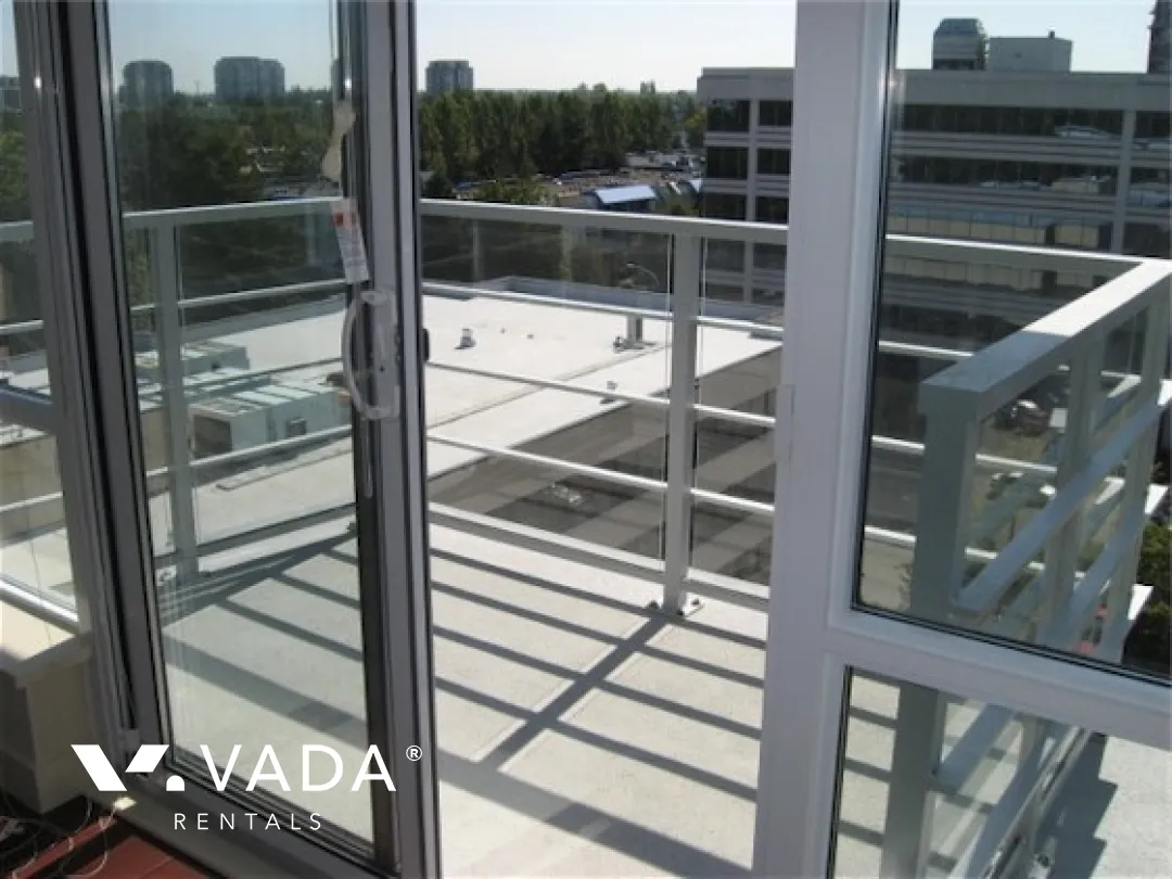 Versante in Brighouse - 2 Bedroom Apartment For Rent in Richmond at 1007 - 8280 Lansdowne Road, Richmond, BC