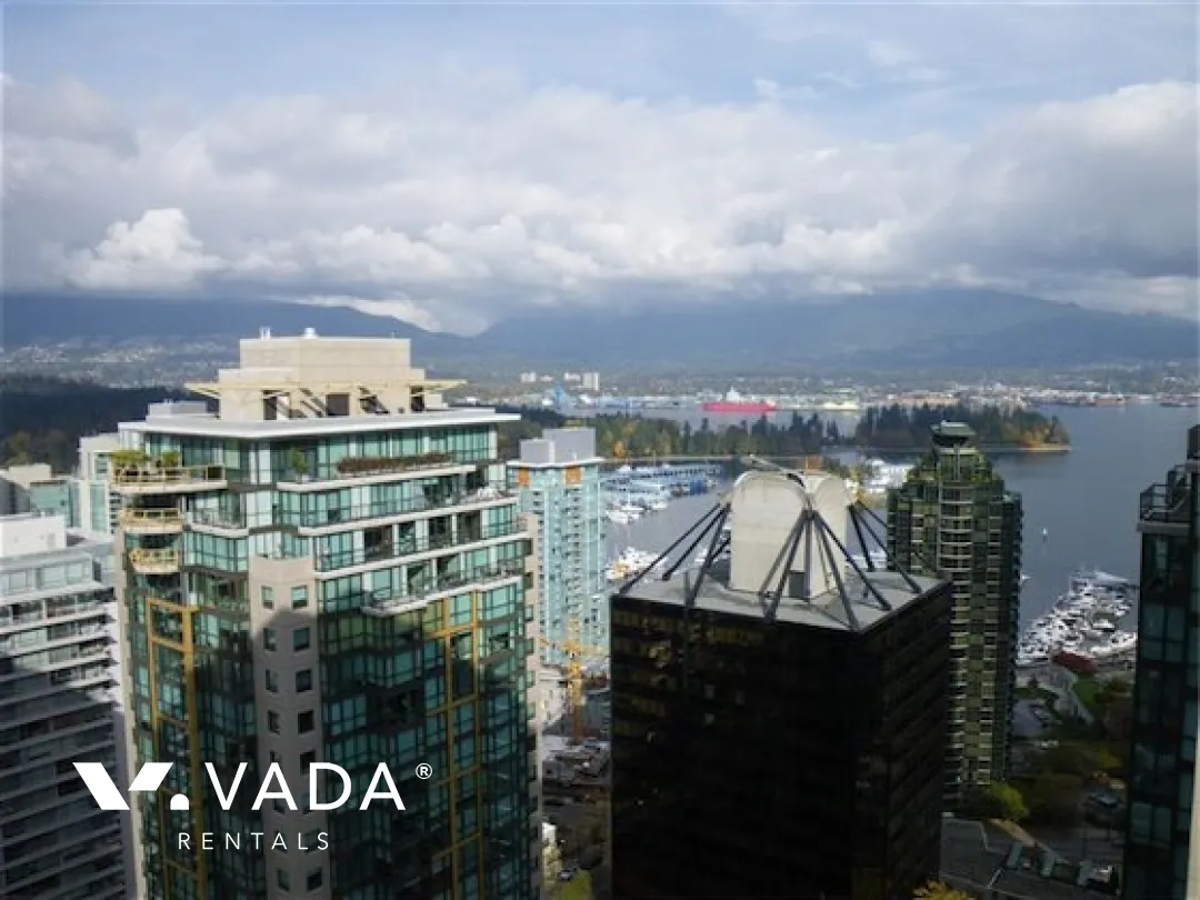 Emerald West in Downtown - 3 Bedroom Apartment For Rent in Vancouver at 2601 - 717 Jervis Street, Vancouver, BC