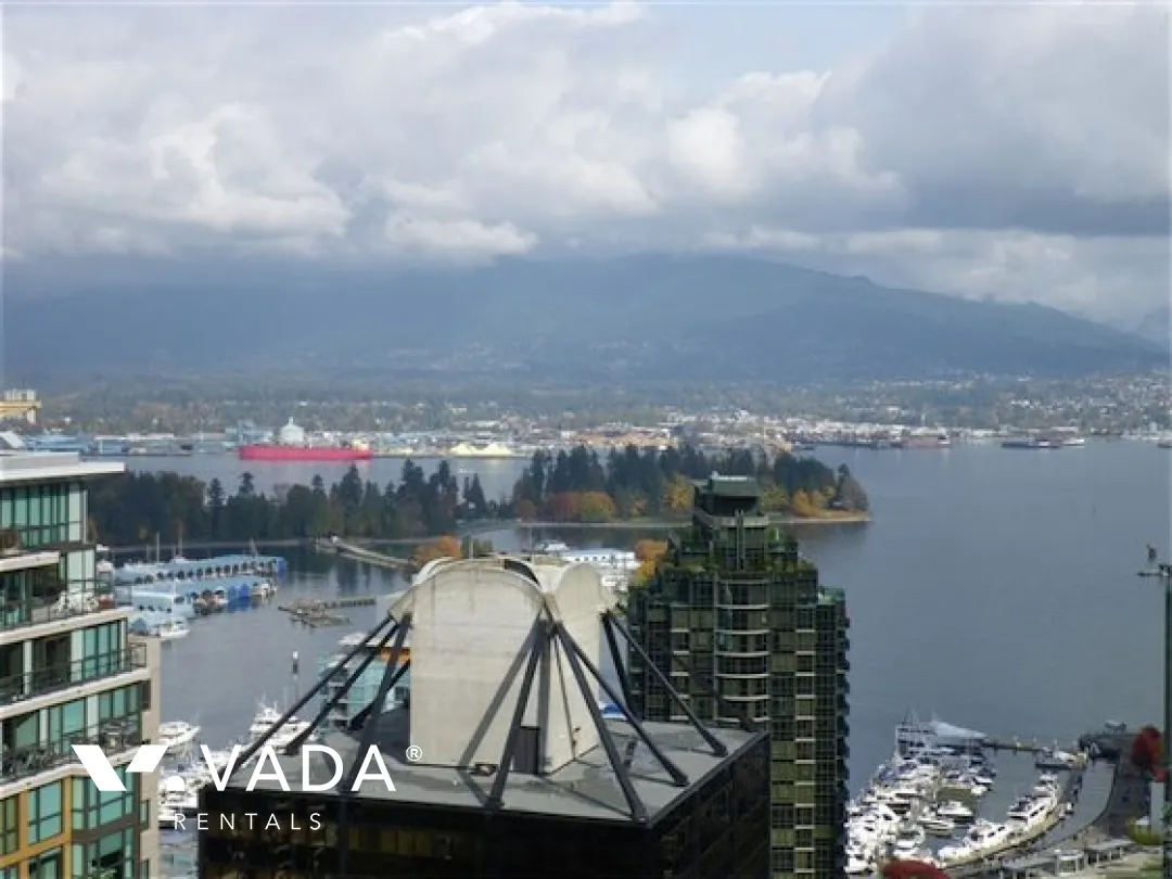 Emerald West in Downtown - 3 Bedroom Apartment For Rent in Vancouver at 2601 - 717 Jervis Street, Vancouver, BC