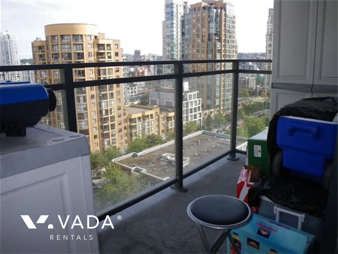 Freesia in Downtown - 1 Bedroom Apartment For Rent in Vancouver at 1507 - 1082 Seymour Street, Vancouver, BC