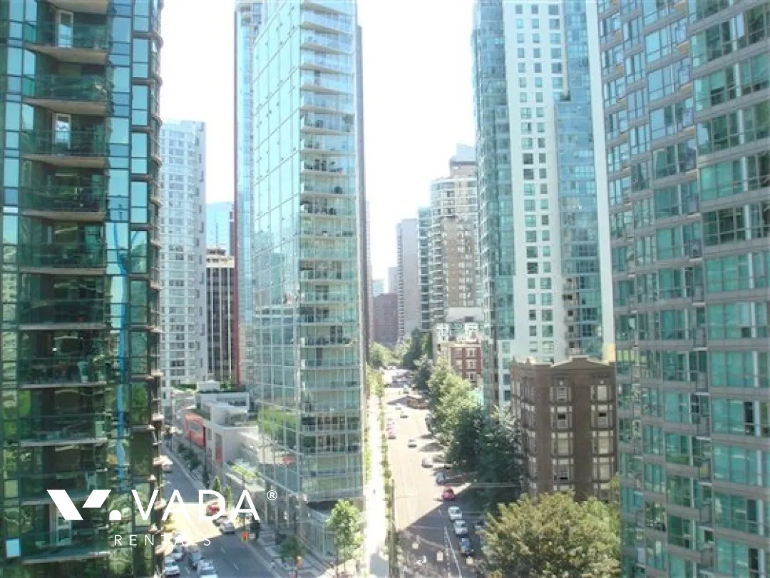 Harbourside Park in Coal Harbour - 1 Bedroom Apartment For Rent in Vancouver at 588 Broughton Street, Vancouver, BC