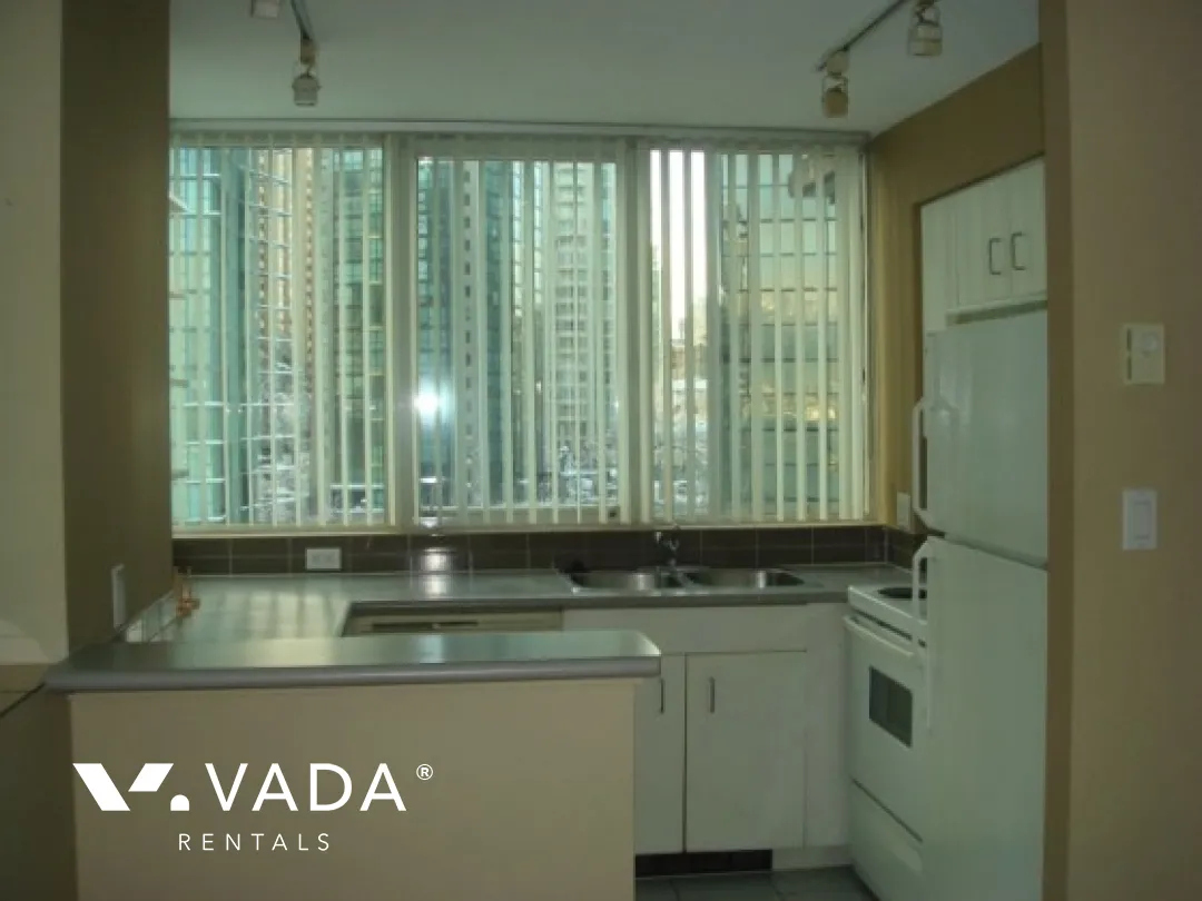 Harbourside Park in Coal Harbour - 1 Bedroom Apartment For Rent in Vancouver at 588 Broughton Street, Vancouver, BC
