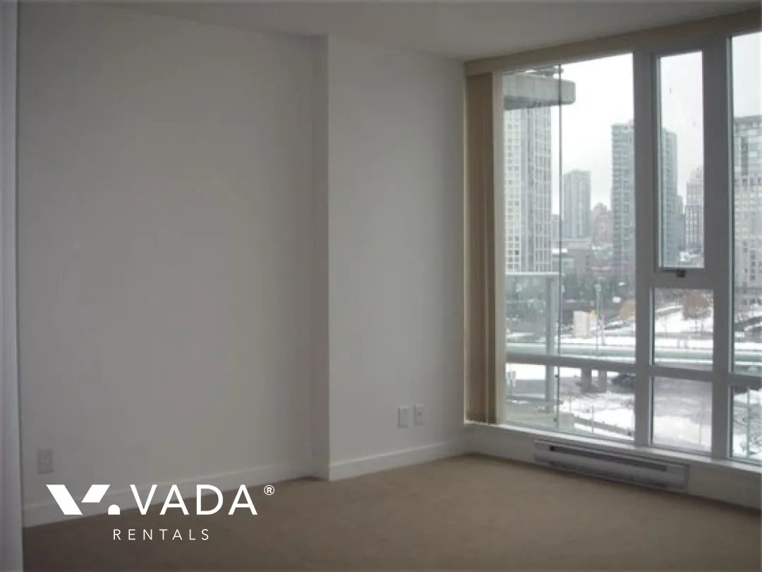 Mariner in Yaletown - 2 Bedroom Apartment For Rent in Vancouver at 902 - 918 Cooperage Way, Vancouver, BC