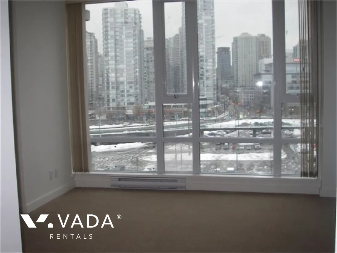 Mariner in Yaletown - 2 Bedroom Apartment For Rent in Vancouver at 902 - 918 Cooperage Way, Vancouver, BC