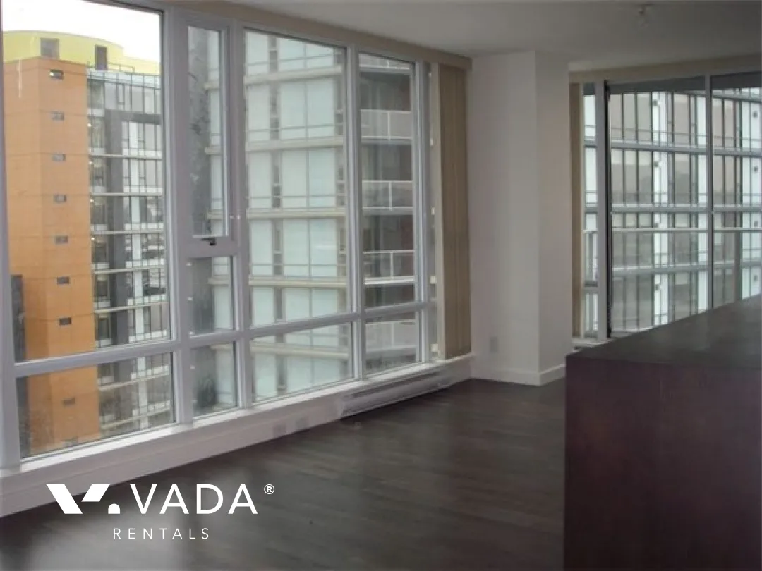 Mariner in Yaletown - 2 Bedroom Apartment For Rent in Vancouver at 902 - 918 Cooperage Way, Vancouver, BC