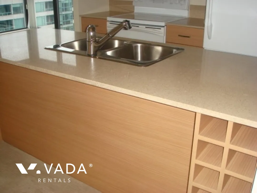 Yaletown Park in Yaletown - 2 Bedroom Apartment For Rent in Vancouver at 3002 - 909 Mainland Street, Vancouver, BC