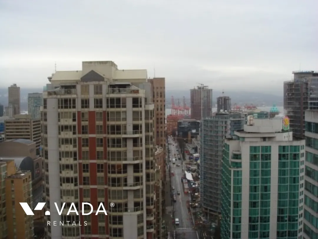 Yaletown Park in Yaletown - 2 Bedroom Apartment For Rent in Vancouver at 3002 - 909 Mainland Street, Vancouver, BC