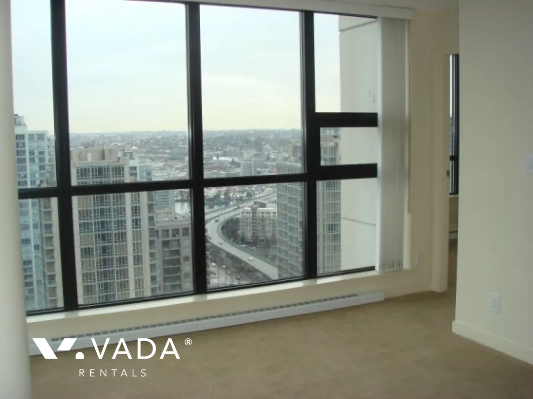 Yaletown Park in Yaletown - 2 Bedroom Apartment For Rent in Vancouver at 3002 - 909 Mainland Street, Vancouver, BC