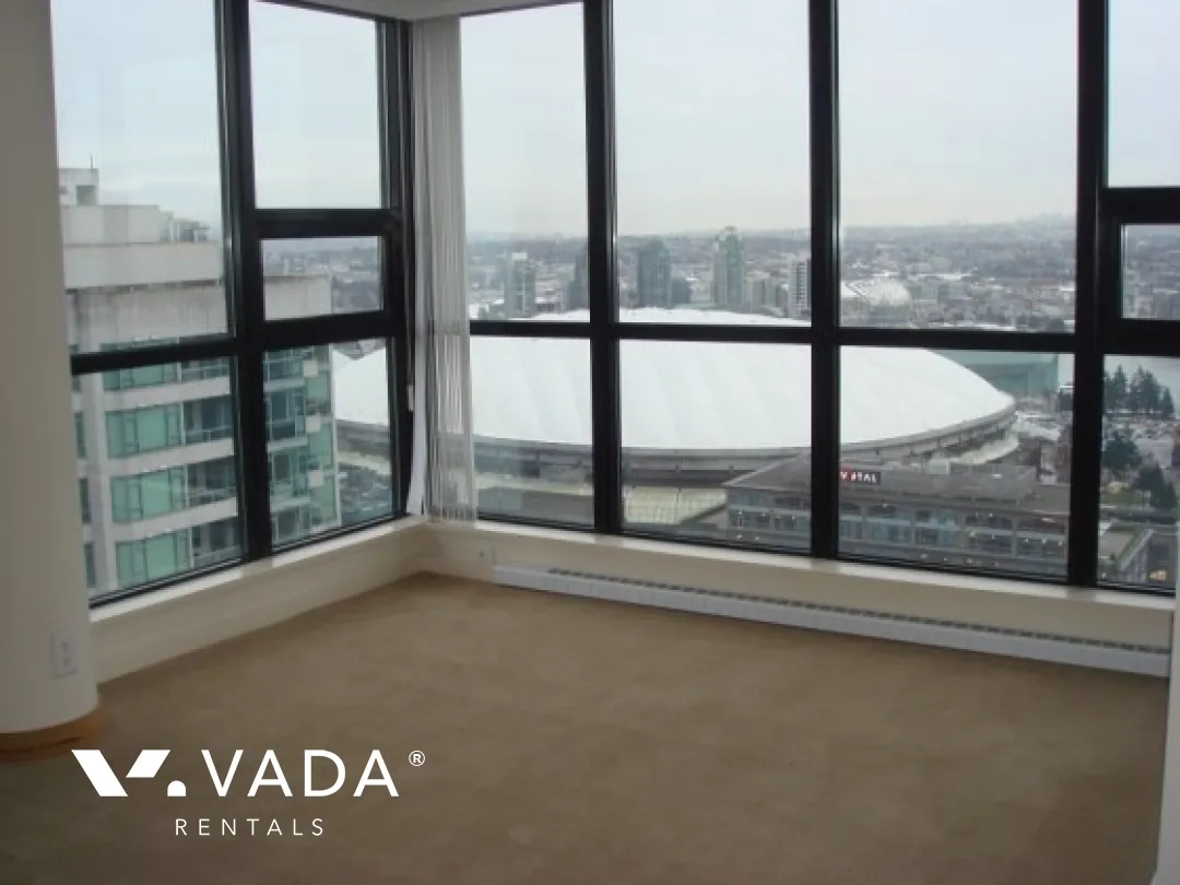 Yaletown Park in Yaletown - 2 Bedroom Apartment For Rent in Vancouver at 3002 - 909 Mainland Street, Vancouver, BC