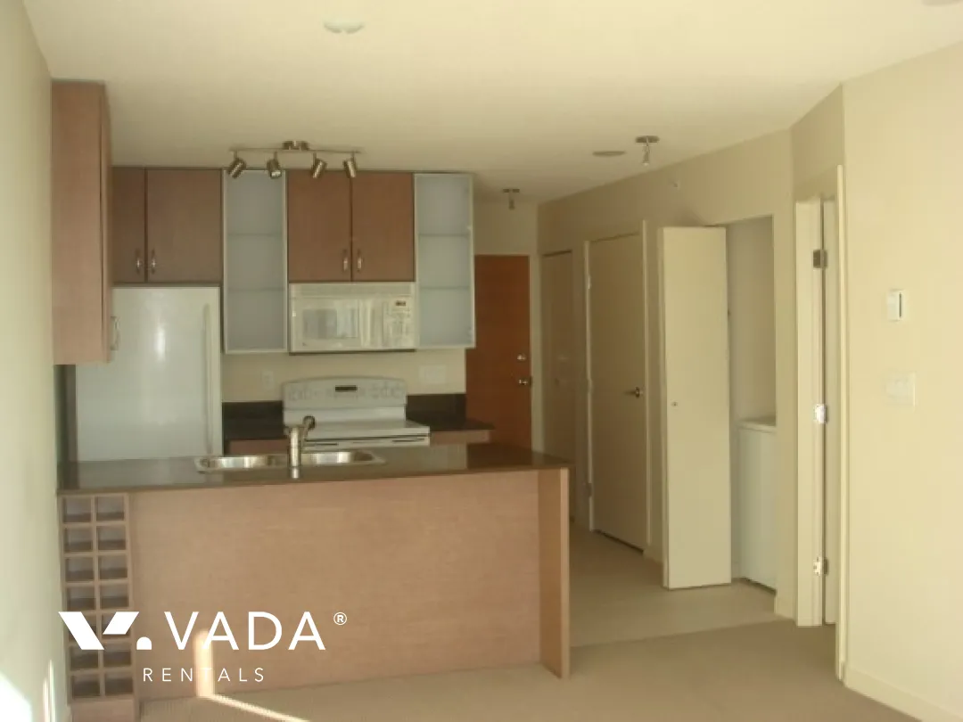 Yaletown Park in Yaletown - 1 Bedroom Apartment For Rent in Vancouver at 2805 - 909 Mainland Street, Vancouver, BC