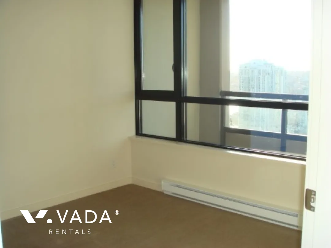 Yaletown Park in Yaletown - 1 Bedroom Apartment For Rent in Vancouver at 2805 - 909 Mainland Street, Vancouver, BC