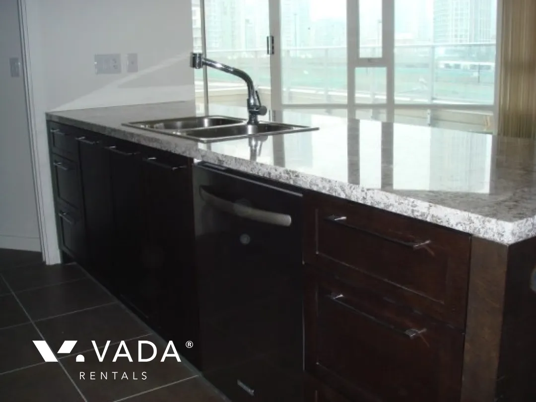 Mariner in Yaletown - 1 Bedroom Apartment For Rent in Vancouver at 507 - 918 Cooperage Way, Vancouver, BC