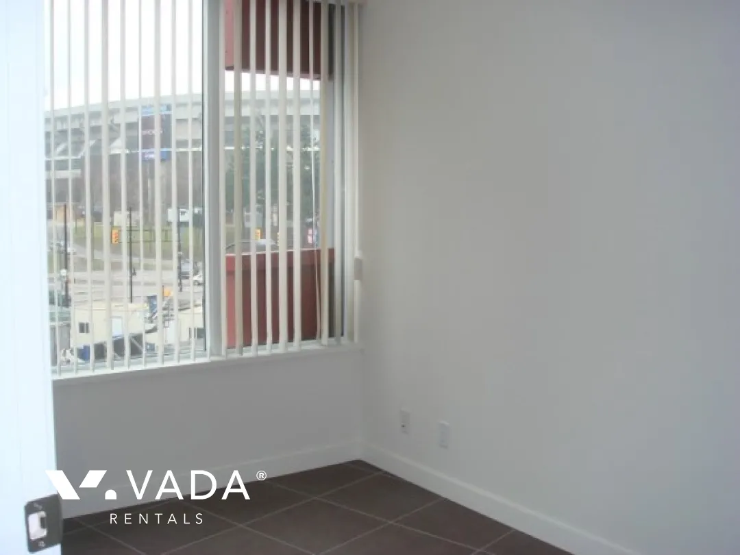 Mariner in Yaletown - 1 Bedroom Apartment For Rent in Vancouver at 507 - 918 Cooperage Way, Vancouver, BC