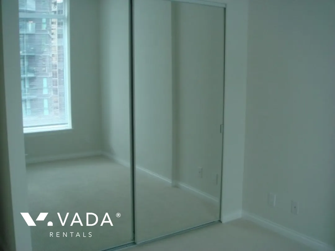 Ritz in Coal Harbour - 1 Bedroom Apartment For Rent in Vancouver at 1101 - 1211 Melville Street, Vancouver, BC