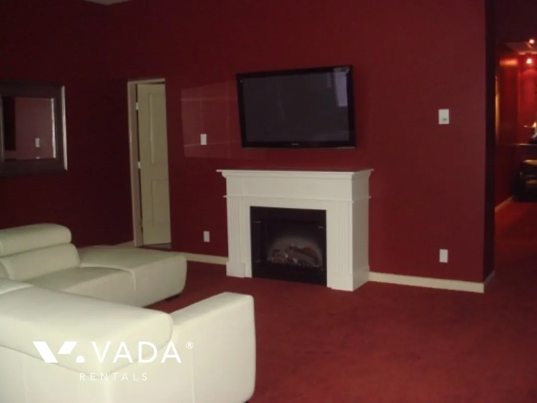 Ritz in Coal Harbour - 3 Bedroom Apartment For Rent in Vancouver at 2702 - 1211 Melville Street, Vancouver, BC