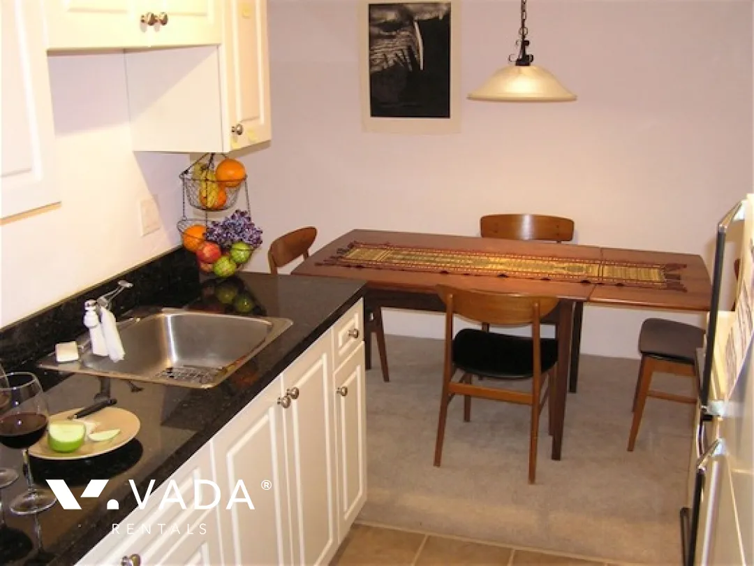 City View in Downtown - 1 Bedroom Apartment For Rent in Vancouver at 609 - 1045 Haro Street, Vancouver, BC