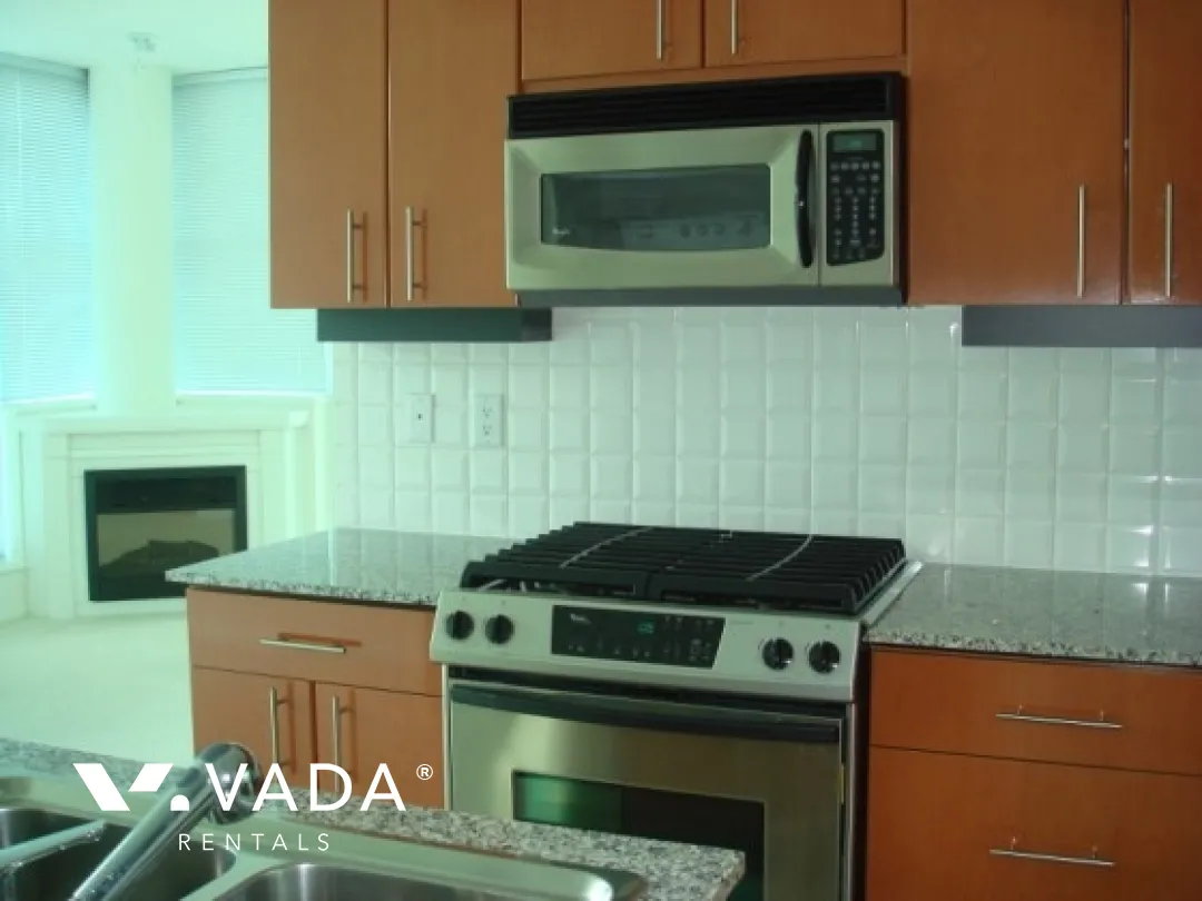 Esplanade West at The Pier in Lower Lonsdale - 1 Bedroom Apartment For Rent in North Vancouver at 903 - 168 East Esplanade, North Vancouver, BC