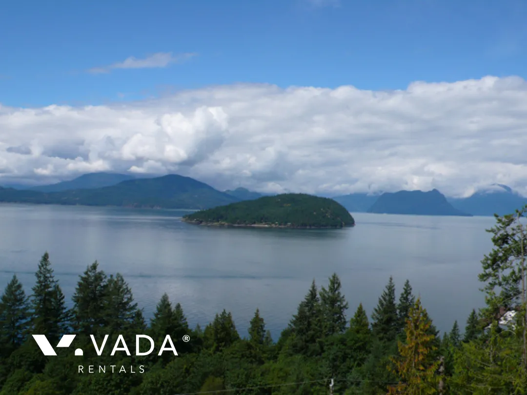 Seascapes in Howe Sound - 3 Bedroom Townhouse For Rent in West Vancouver at 8683 Seascape Drive, West Vancouver, BC