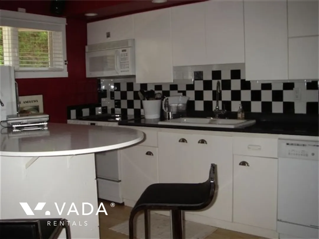 Laurel Court in Fairview - Furnished 1 Bedroom Apartment For Rent in Vancouver at 64 - 870 West 7th Avenue, Vancouver, BC