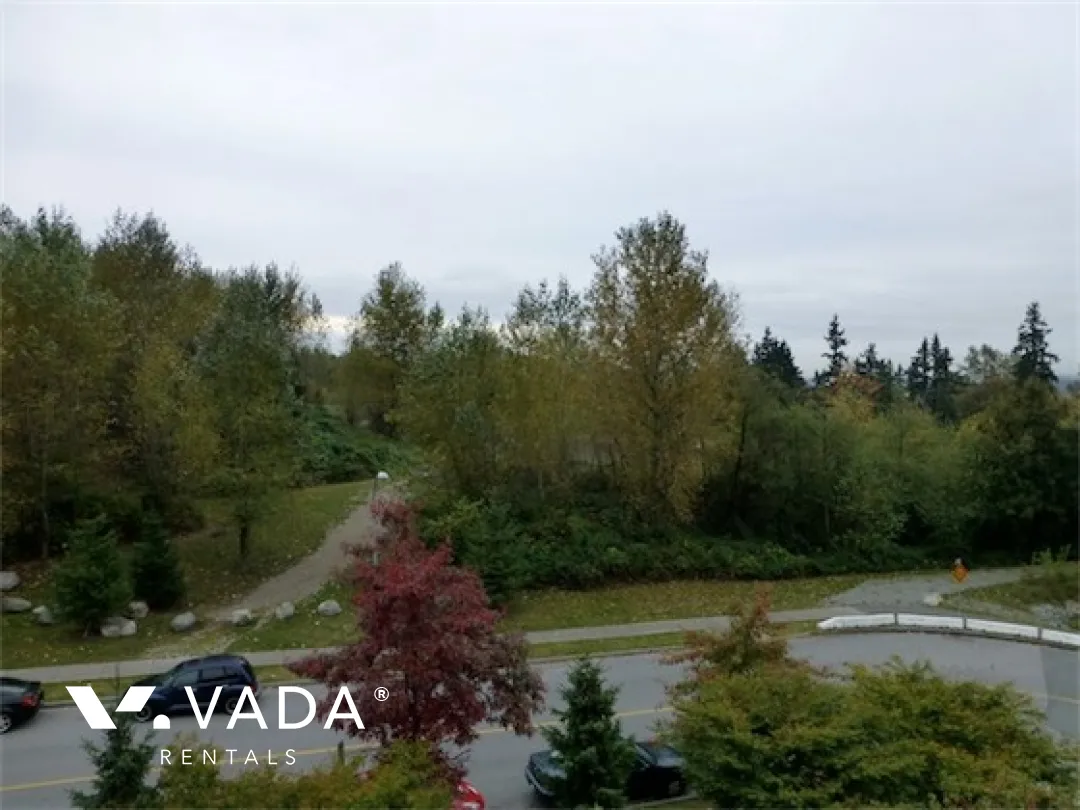 Ledgestone in South Slope - 2 Bedroom Townhouse For Rent in Burnaby at 7 - 7488 Southwynde Avenue, Burnaby, BC