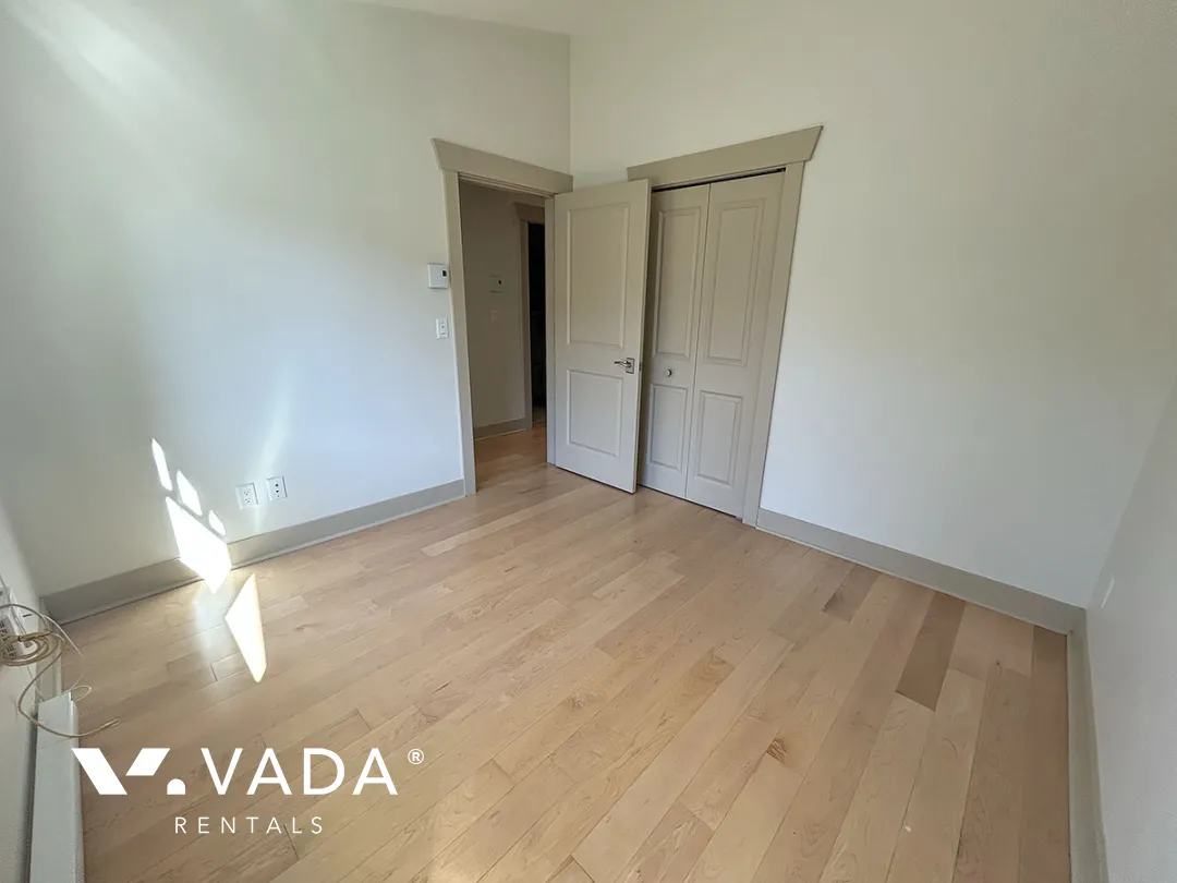 Point Grey - 2 Bedroom Laneway House For Rent in Vancouver at 4626 West 11th Avenue, Vancouver, BC, V6R 2M7
