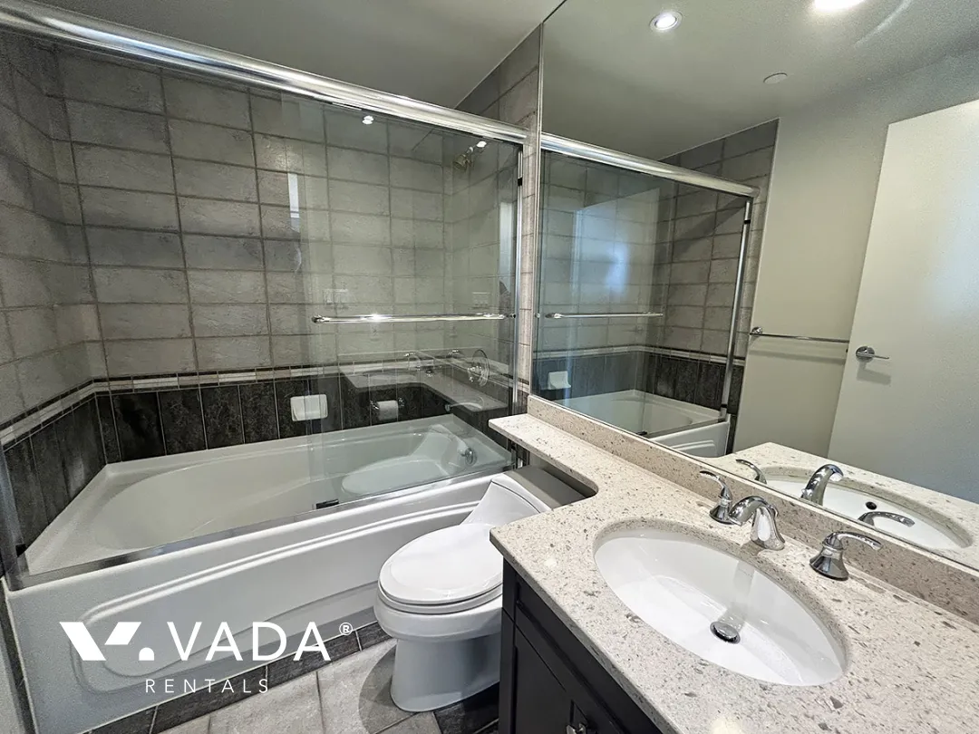 Columbus in Yaletown - 2 Bedroom Apartment For Rent in Vancouver at 2203 - 1383 Marinaside Crescent, Vancouver, BC