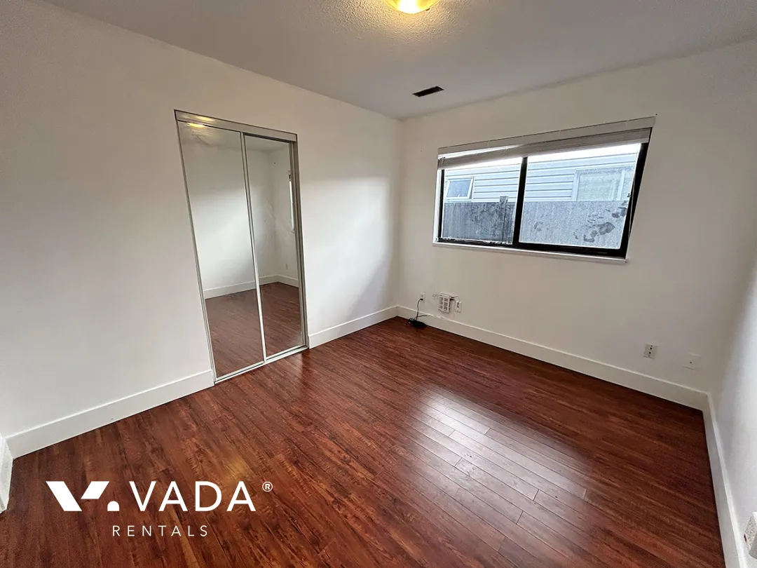Glenwood - 2 Bedroom House (Lower Level) For Rent in Port Coquitlam at 3329B Liverpool Street, Port Coquitlam, BC, V3B 3V7