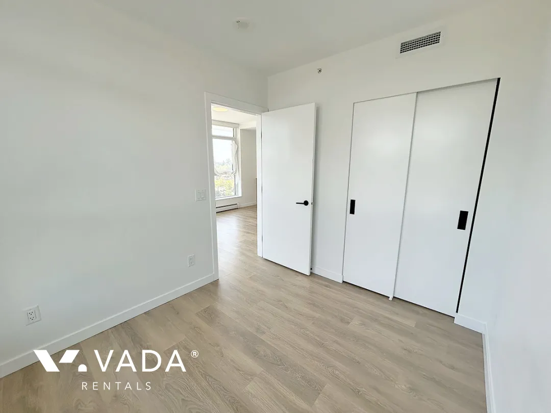 Georgetown in Whalley - 1 Bedroom Apartment For Rent in Surrey at 805 - 13685 102 Avenue, Surrey, BC, V3T 1N7