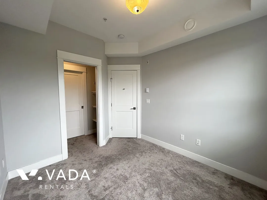 Montrose Square in Central POCO - 1 Bedroom Apartment For Rent in Port Coquitlam at 4510 - 2180 Kelly Avenue, Port Coquitlam, BC, V3W 3P3