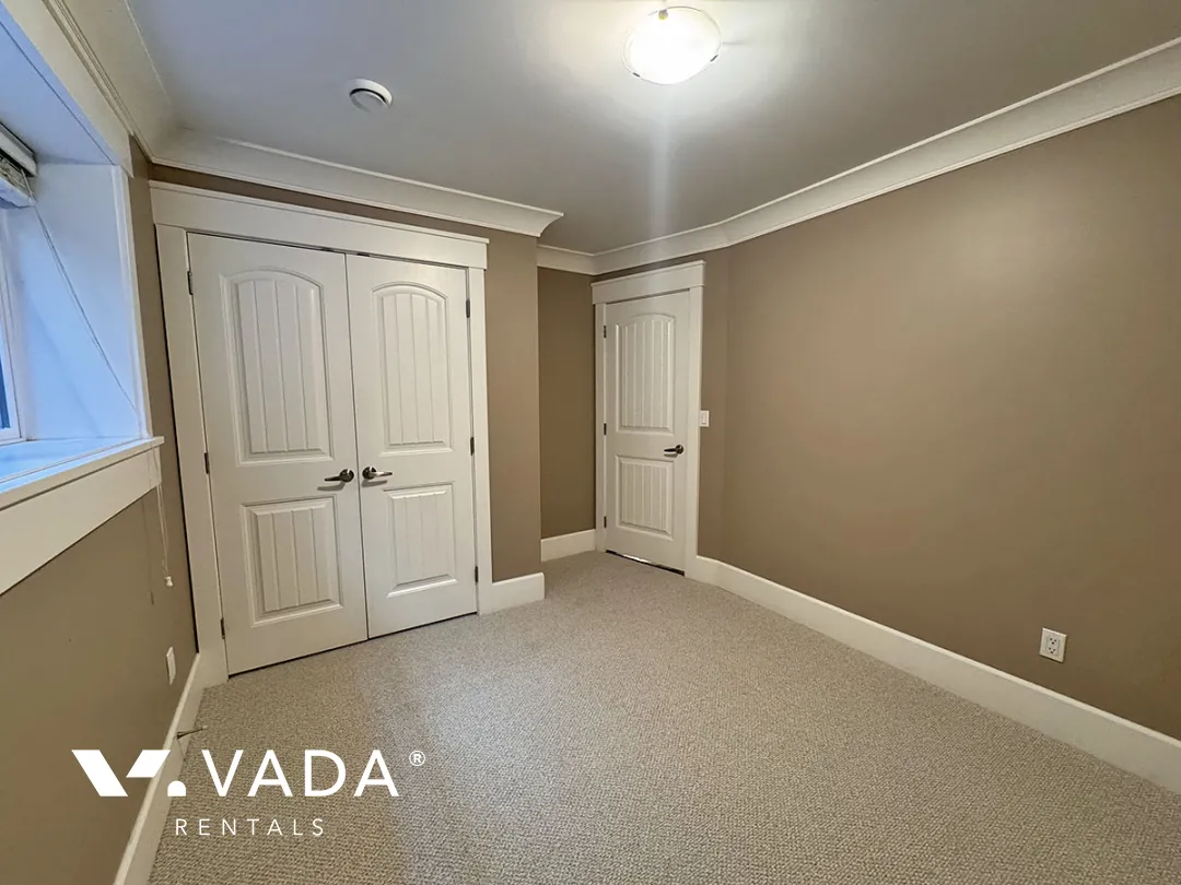 The Heights - 2 Bedroom Basement For Rent in New Westminster at 932 Chestnut Street, New Westminster, BC, V3L 4N5