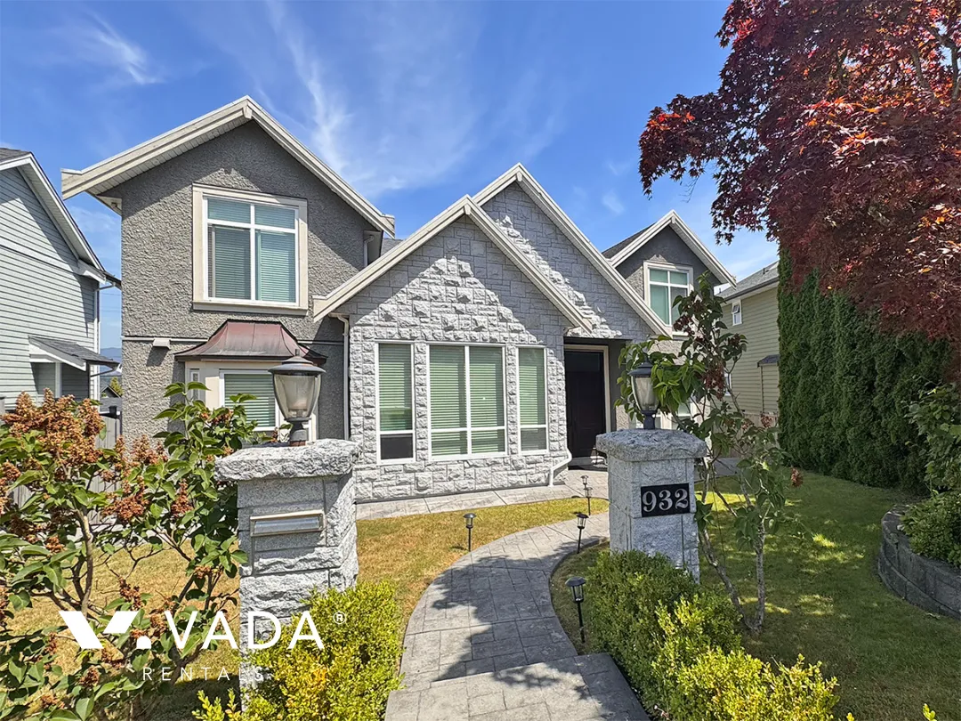 The Heights - 2 Bedroom Basement For Rent in New Westminster at 932 Chestnut Street, New Westminster, BC, V3L 4N5