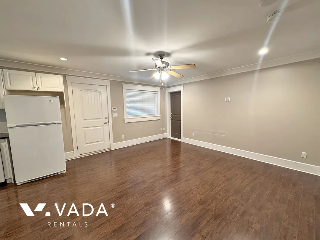 The Heights - 2 Bedroom Basement For Rent in New Westminster at 932 Chestnut Street, New Westminster, BC, V3L 4N5