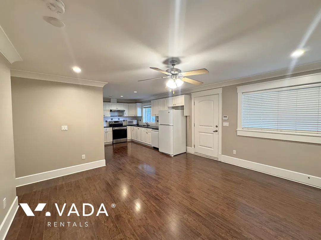 The Heights - 2 Bedroom Basement For Rent in New Westminster at 932 Chestnut Street, New Westminster, BC, V3L 4N5