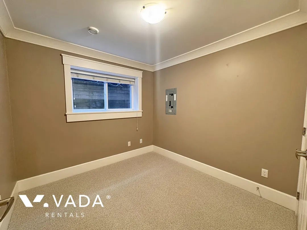 The Heights - 2 Bedroom Basement For Rent in New Westminster at 932 Chestnut Street, New Westminster, BC, V3L 4N5