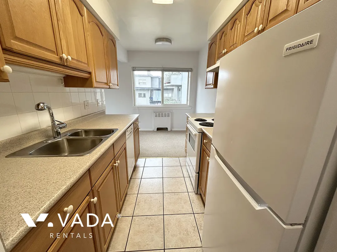 Valcrest Manor in The West End - 1 Bedroom Apartment For Rent in Vancouver at 12 - 1208 Burnaby Street, Vancouver, BC, V6E 1P5