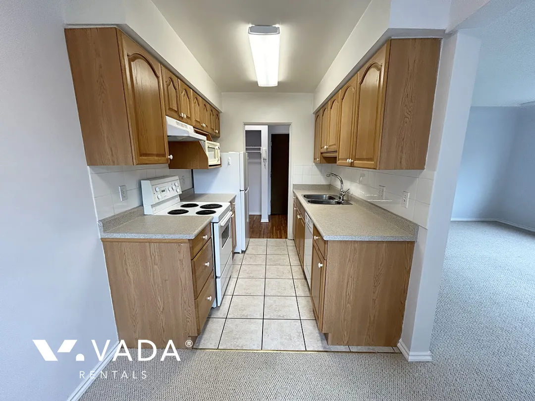 Valcrest Manor in The West End - 1 Bedroom Apartment For Rent in Vancouver at 12 - 1208 Burnaby Street, Vancouver, BC, V6E 1P5