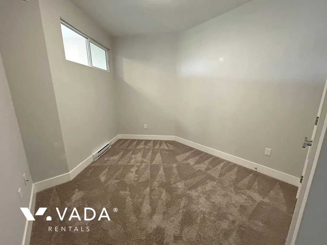 Montrose Square in Central POCO - 2 Bedroom Apartment For Rent in Port Coquitlam at 4420 - 2180 Kelly Avenue, Port Coquitlam, BC, V3C 0L1