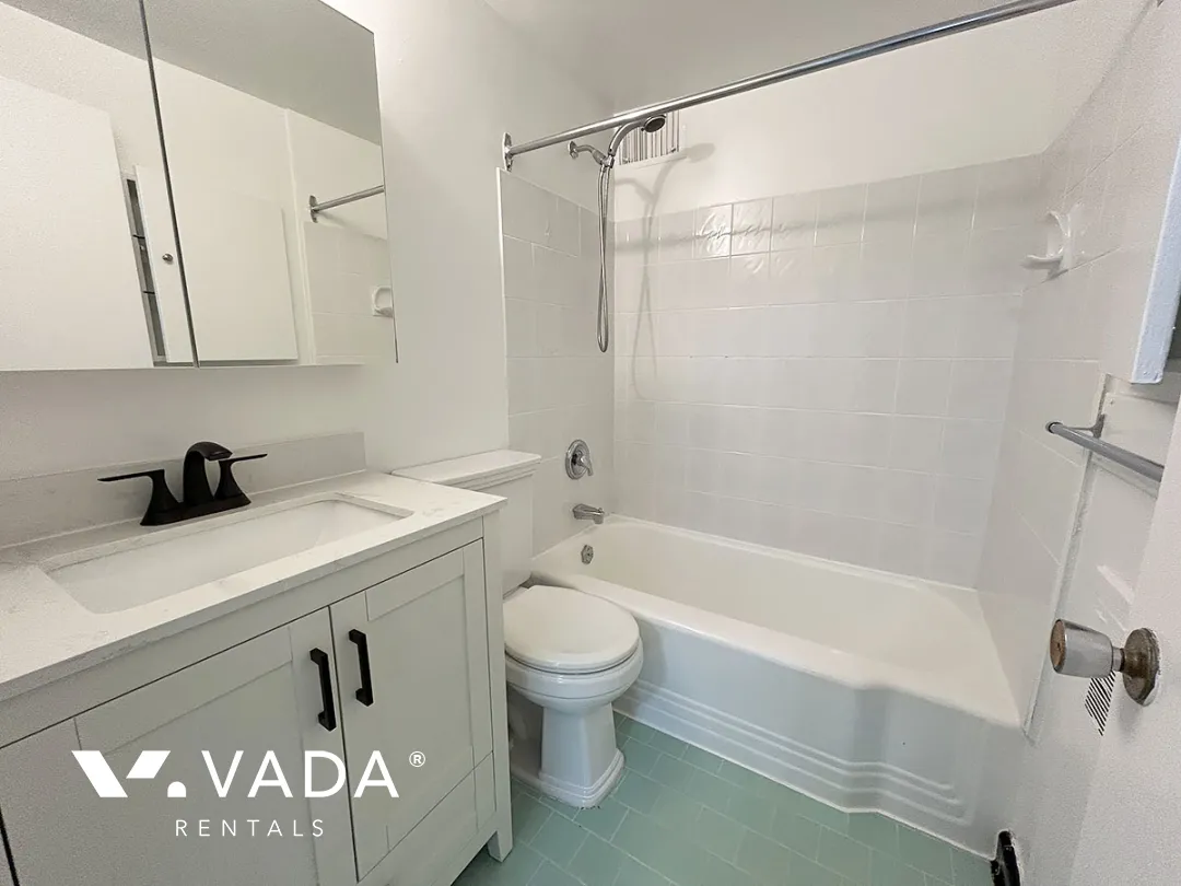 Valcrest Manor in The West End - 1 Bedroom Apartment For Rent in Vancouver at 5 - 1208 Burnaby Street, Vancouver, BC, V6E 1P5